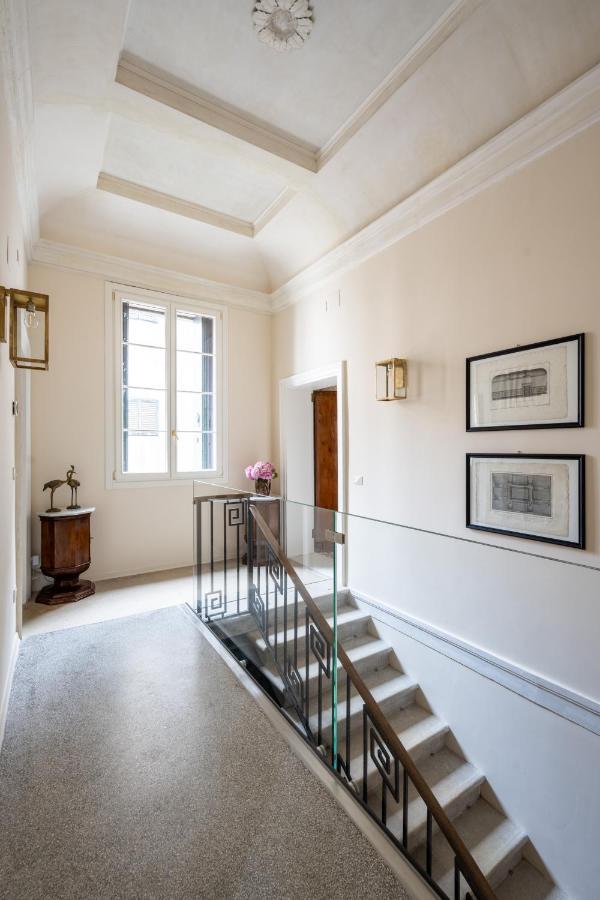 Apartamento Palazzo Borgoloco Venecia Exterior foto